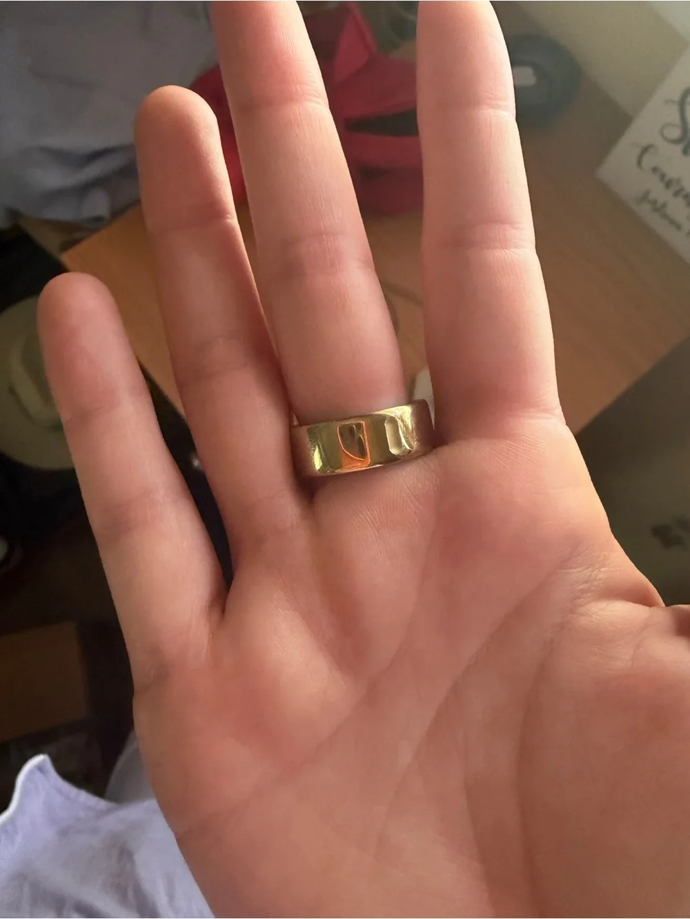 Oura Gold Tone Smart Ring - Polished Gold Finish